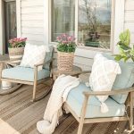 farmhouse-style-patio-outdoor-design