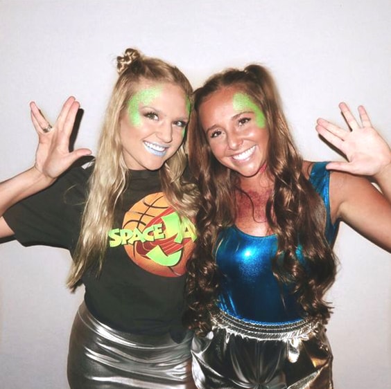 60 Super Duo Halloween Costume Ideas For You And Your Best Friend