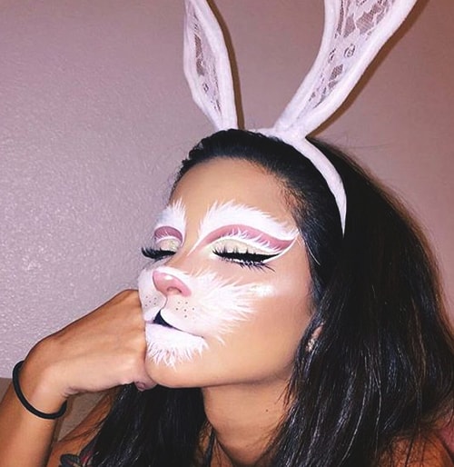 30+ Hauntedly Pretty Halloween Makeup Looks That Will Level Up Your Costume