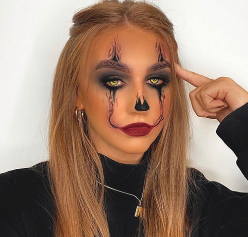 30+ Hauntedly Pretty Halloween Makeup Looks That Will Level Up Your Costume