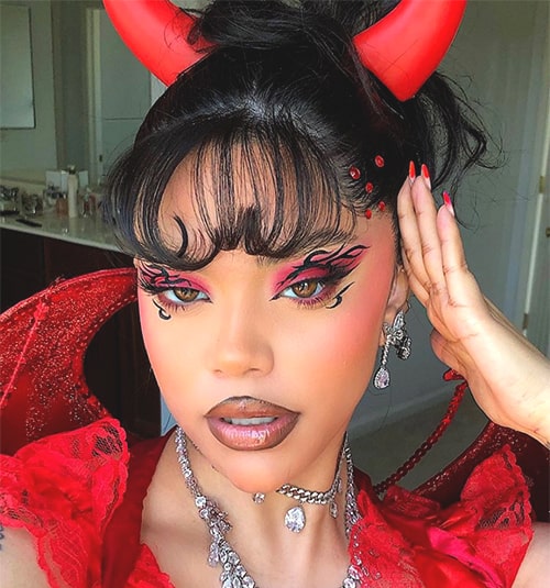 30+ Hauntedly Pretty Halloween Makeup Looks That Will Level Up Your Costume