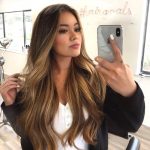 caramel-highlights-winter-hair-colors