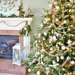 coastal-christmas-tree-decor