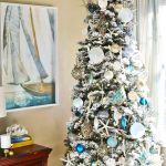 coastal-christmas-tree-decoration-idea