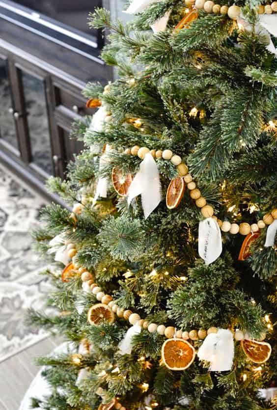 72 Best Christmas Tree Decoration Ideas To Get Inspired This Year