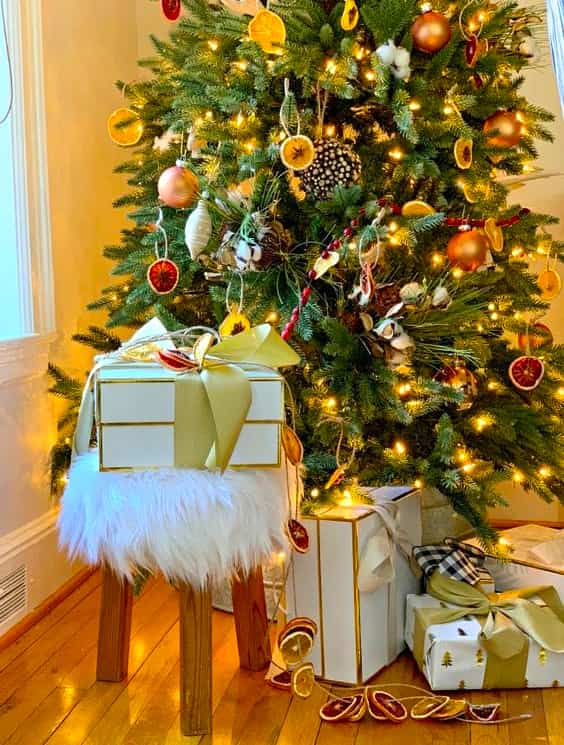 72 Best Christmas Tree Decoration Ideas To Get Inspired This Year