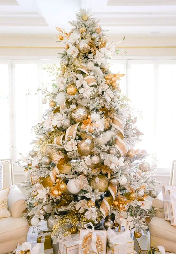 72 Best Christmas Tree Decoration Ideas To Get Inspired This Year