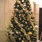 gold-christmas-tree-idea