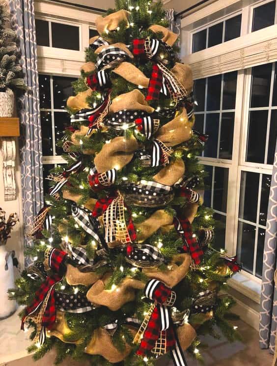 72 Best Christmas Tree Decoration Ideas To Get Inspired This Year