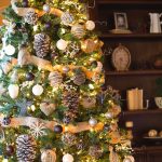 rustic-modern-christmas-tree-idea
