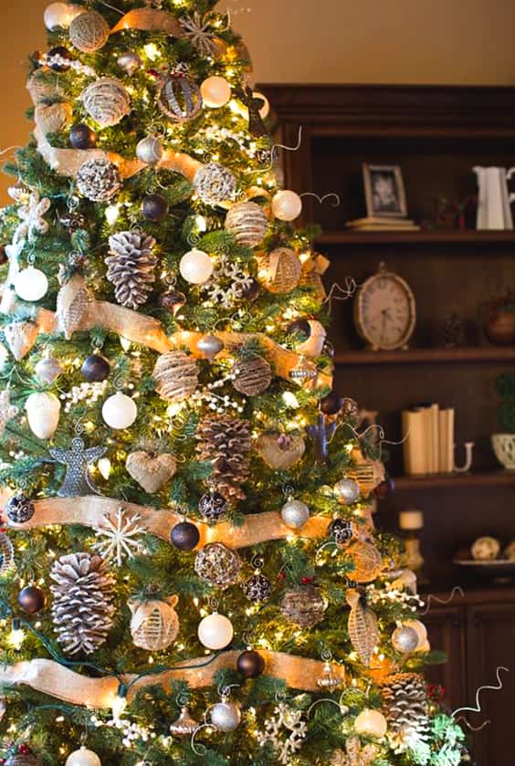 72 Best Christmas Tree Decoration Ideas To Get Inspired This Year