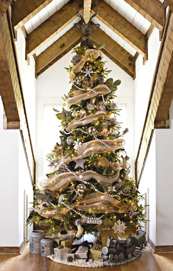 72 Best Christmas Tree Decoration Ideas To Get Inspired This Year