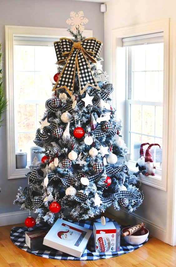 72 Best Christmas Tree Decoration Ideas To Get Inspired This Year