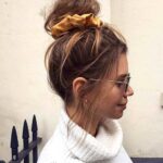 messy-bun-hairstyle-idea