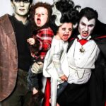 spooky-family-halloween-costume-ideas