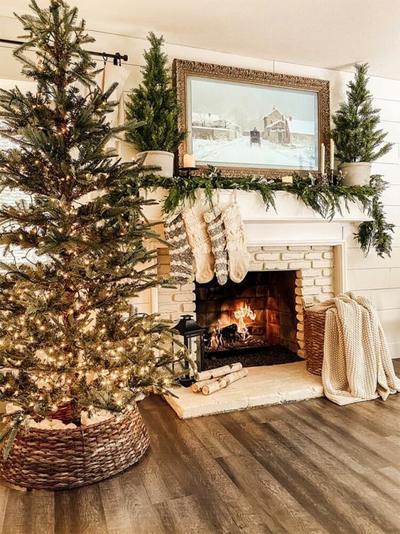 32 Merriest Living Room Decoration Ideas For Christmas