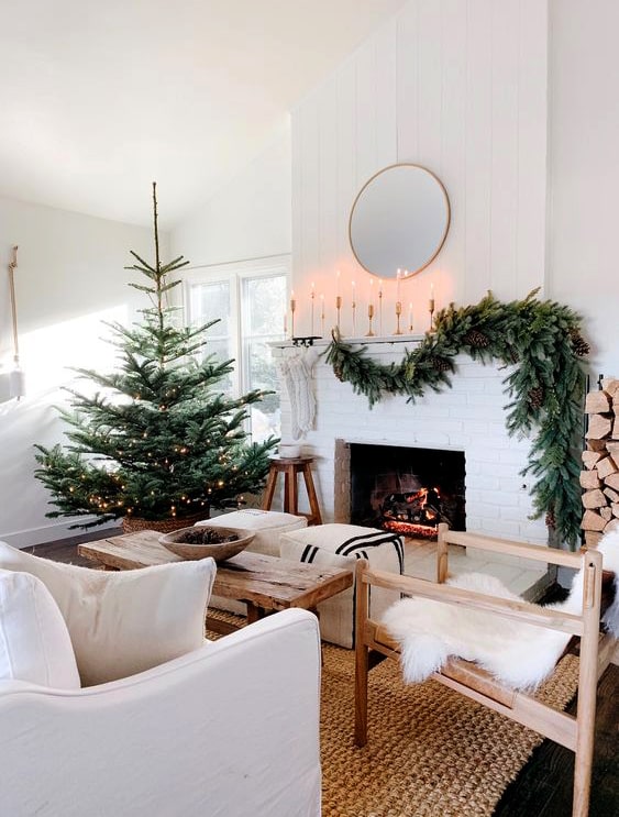 32 Merriest Living Room Decoration Ideas For Christmas