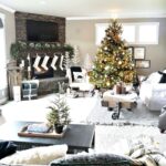 32 Merriest Living Room Decoration Ideas For Christmas