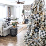 32 Merriest Living Room Decoration Ideas For Christmas