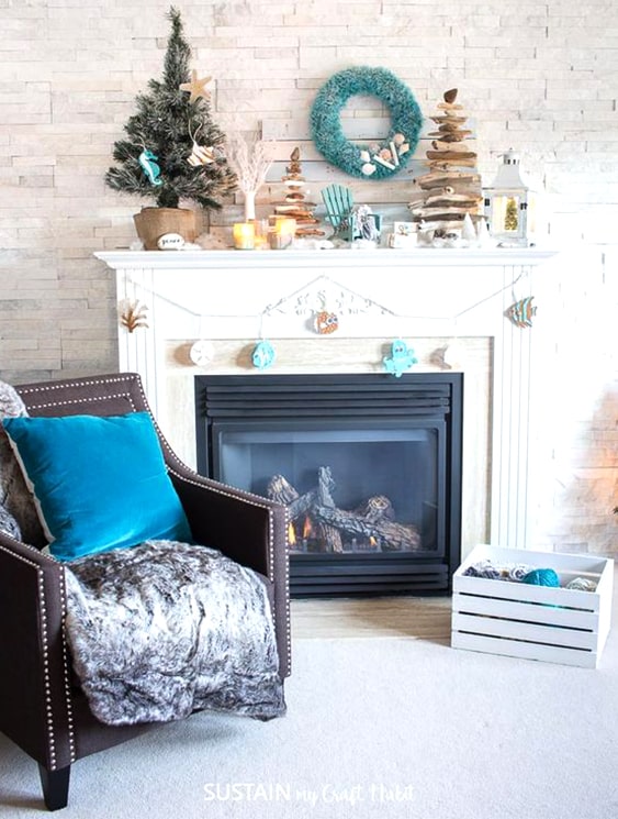 32 Merriest Living Room Decoration Ideas For Christmas