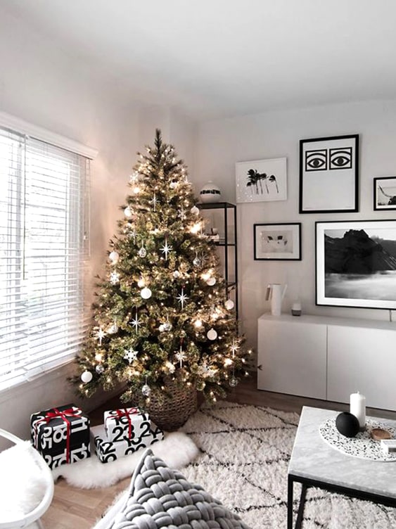 32 Merriest Living Room Decoration Ideas For Christmas