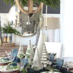 32 Festive Christmas Table Setting Ideas That Bring The Holiday Joy