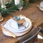 32 Festive Christmas Table Setting Ideas That Bring The Holiday Joy