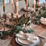 32 Festive Christmas Table Setting Ideas That Bring The Holiday Joy