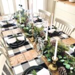 32 Festive Christmas Table Setting Ideas That Bring The Holiday Joy