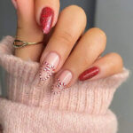 32 Festive Christmas Nail Art Ideas To Celebrate This Season