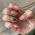 32 Festive Christmas Nail Art Ideas To Celebrate This Season